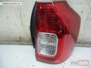 NOVI: delovi  Dacia Logan Stop Svetlo Desno 13- NOVO