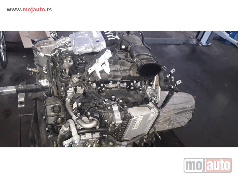Glavna slika -  654 motor za Mercedes - MojAuto