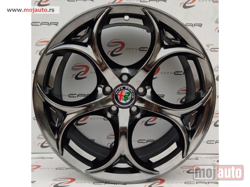 Glavna slika -  19 Alfa Romeo Alu felne 5x110, 19x8.5j, et35, cb 73,1. - MojAuto