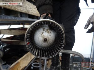 polovni delovi  Alfa Romeo MiTo ventilator u kabini