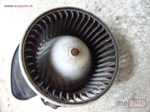 polovni delovi  Fiat Grande Punto ventilator u kabini