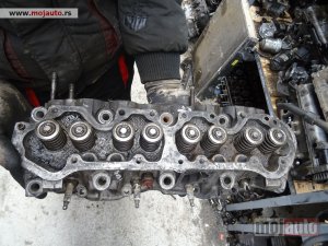 polovni delovi  Fiat Punto 1 1.2 glava motora