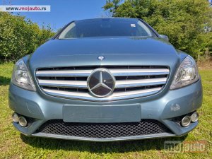 polovni delovi  Mercedes B klasa W246 u delovima