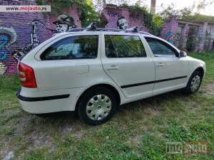 Glavna slika - Škoda Octavia Combi 4X4 1.9 TDI  - MojAuto