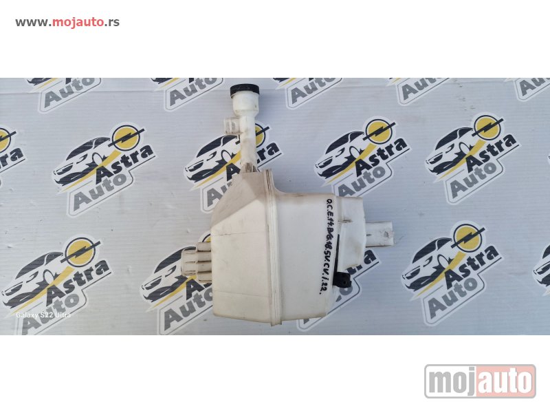 Glavna slika -  Opel Corsa E boca tečnosti prskalica vetrobrana - MojAuto