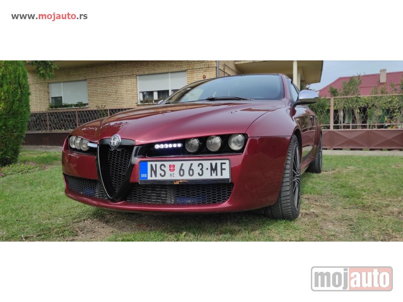 Alfa Romeo 159 2.2 JTS (2004 - 2011) - AutoManiac