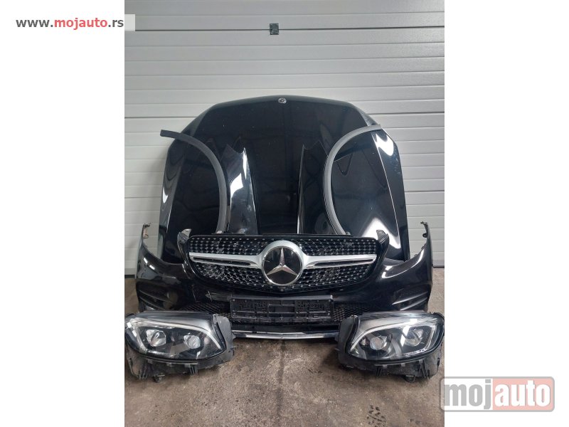 Glavna slika -  Mercedes GLC 43 AMG u delovima - MojAuto