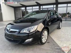 Glavna slika - Opel Astra J 13 D  - MojAuto