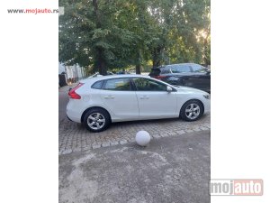 Glavna slika - Volvo V40   - MojAuto