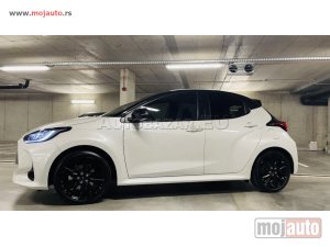 polovni Automobil Toyota Yaris SELECTION STYLE 1,5 TNGA HEV92 