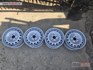 polovni delovi  Celicne Felne 16Coli 5x118 Reno Trafic Opel Vivaro kao nove