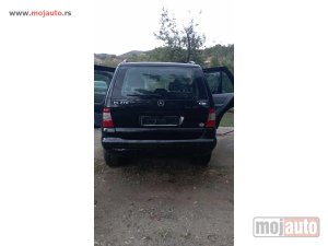 Glavna slika - Mercedes ML 270   - MojAuto