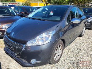 polovni Automobil Peugeot 208 1.2 NAV  