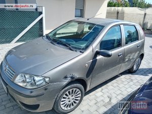 polovni Automobil Fiat Punto 1,2b 8v Klima Radi 