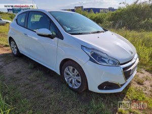 polovni Automobil Peugeot 208 1.6 blue hdi 