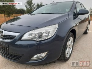 polovni Automobil Opel Astra 1.6B LIMUZINA KAO NOVA 