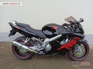 Glavna slika - Honda CBR 600 F4 - MojAuto