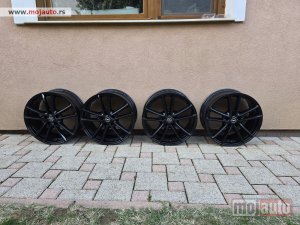 Glavna slika -  Alu felne 15 5x105 Opel astra K - MojAuto