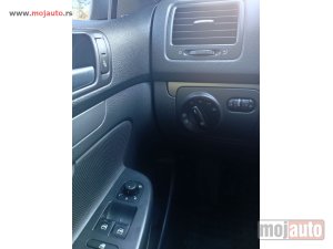 Glavna slika - VW Golf 5   - MojAuto