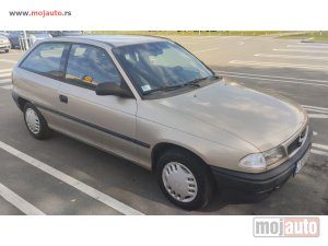 Glavna slika - Opel Astra F 1.6 Ocuvana  - MojAuto