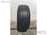 polovni delovi  2843. Guma MAXXIS 17-ica, ZIMSKA 215/45, Šara 7.7 mm, DOT 2322