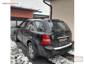 Glavna slika - Kia Sorento DELOVI  - MojAuto