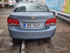 Glavna slika - Chevrolet Cruze   - MojAuto