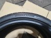 Slika 3 -  2783. Guma BRIDGESTONE 20-ica, LETNJA 275/30, Šara 5.6 mm, DOT 2822 - MojAuto