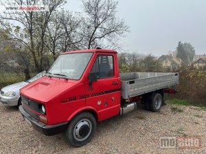 Glavna slika - Iveco LKW/Trucks 2,5d Sredjen komplet  - MojAuto