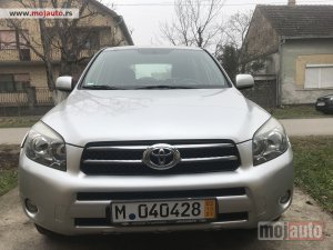 Glavna slika - Toyota RAV4   - MojAuto