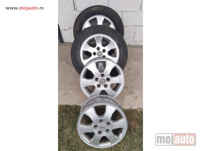 Glavna slika -  Opel Vectra B alu felne 5x110x15 - MojAuto