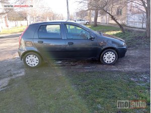 Glavna slika - Fiat Punto 1.2 benzin  - MojAuto