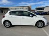 Slika 8 - Peugeot 208 1.2 KREDITI NA LICU MESTA  - MojAuto