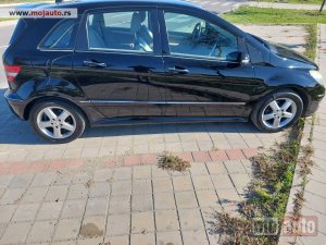 Glavna slika - Mercedes B 180 2.0CDI  - MojAuto