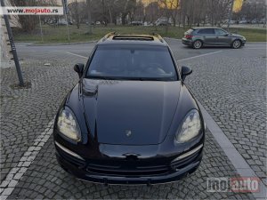 Glavna slika - Porsche Cayenne 958  - MojAuto