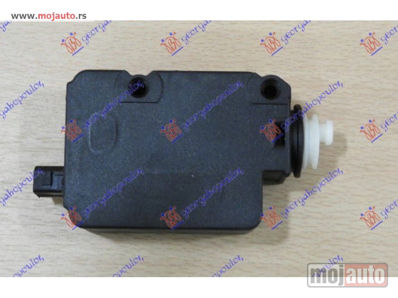 Glavna slika -  MOTOR BRAVE ZA CENTRALNO ZAKLJUCAVANJE (2 PIN) Bmw series 3 (e46) coupe/cabrio 99-03 -dostupno - MojAuto